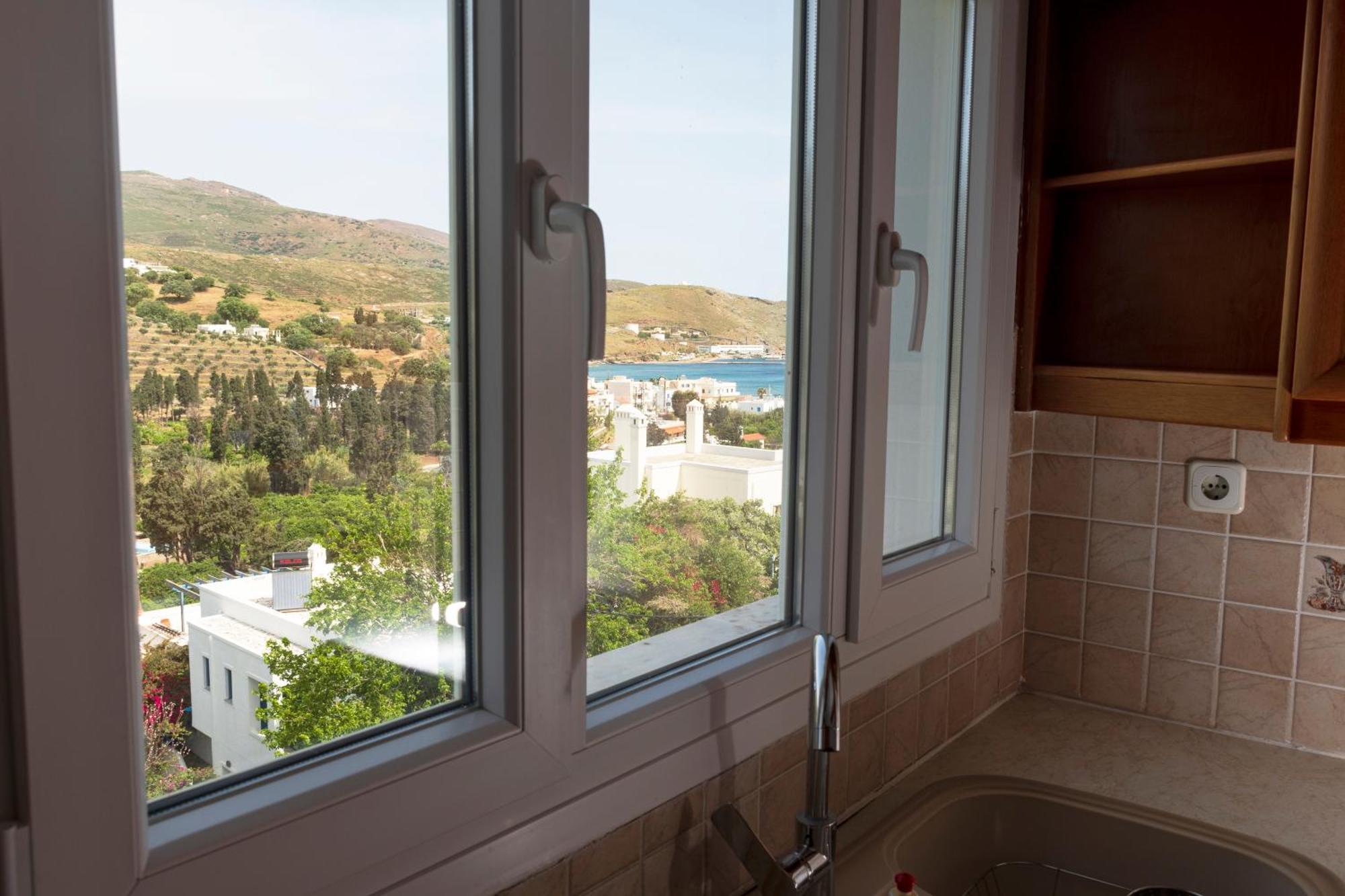 Appartamento Eleni'S Seaview House Ándros Esterno foto